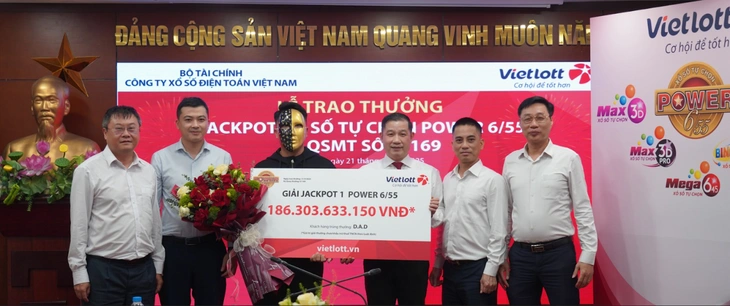 trung vietlott 186 ty dong