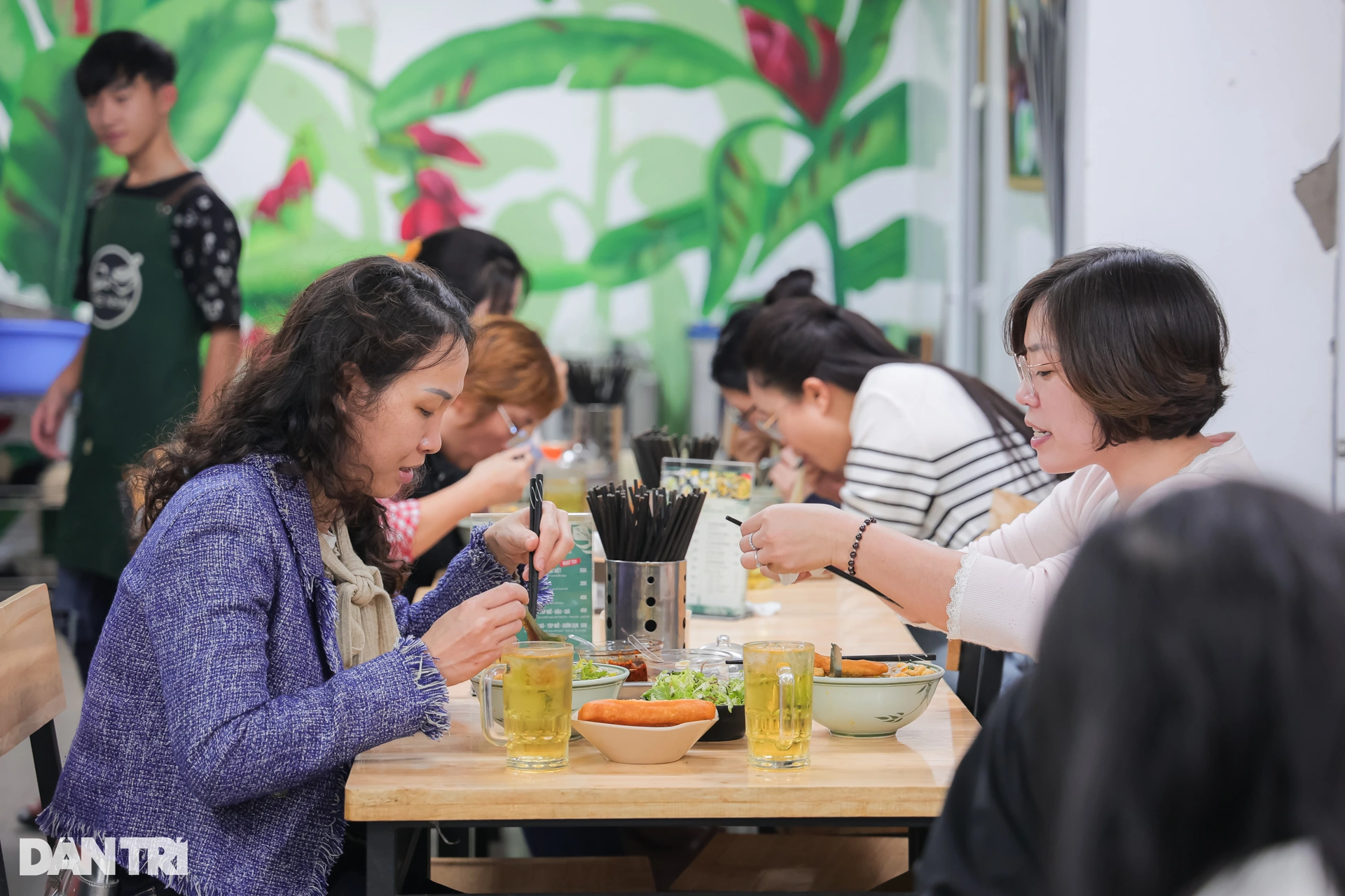 hong dang ban bun rieu 10