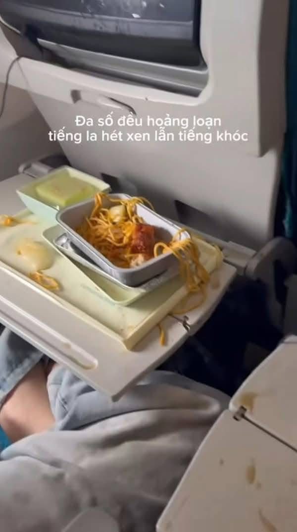 vn airlines nhieu dong 2