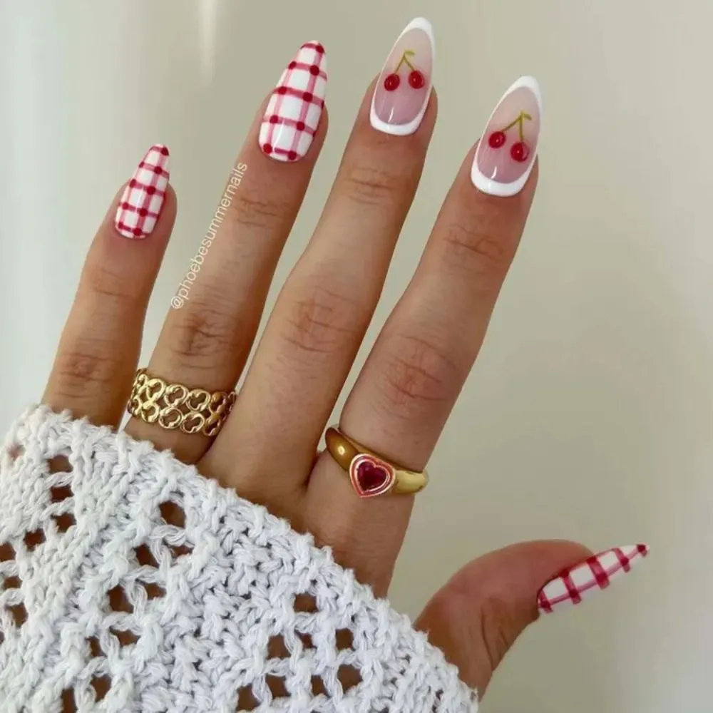 nail caro 1