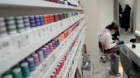 nganh nail o duc