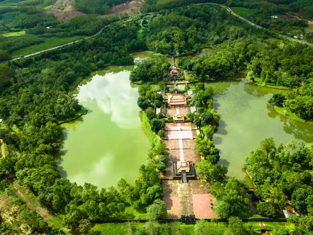 tau thong nhat 1