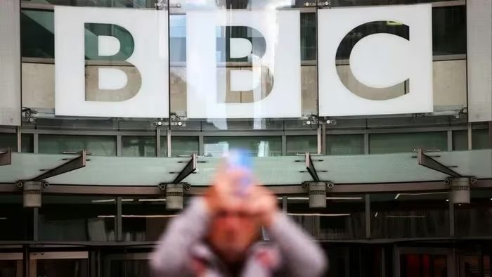 BBC bi kien 10 ti