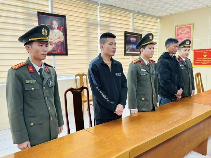 ha tinh lao dong chui