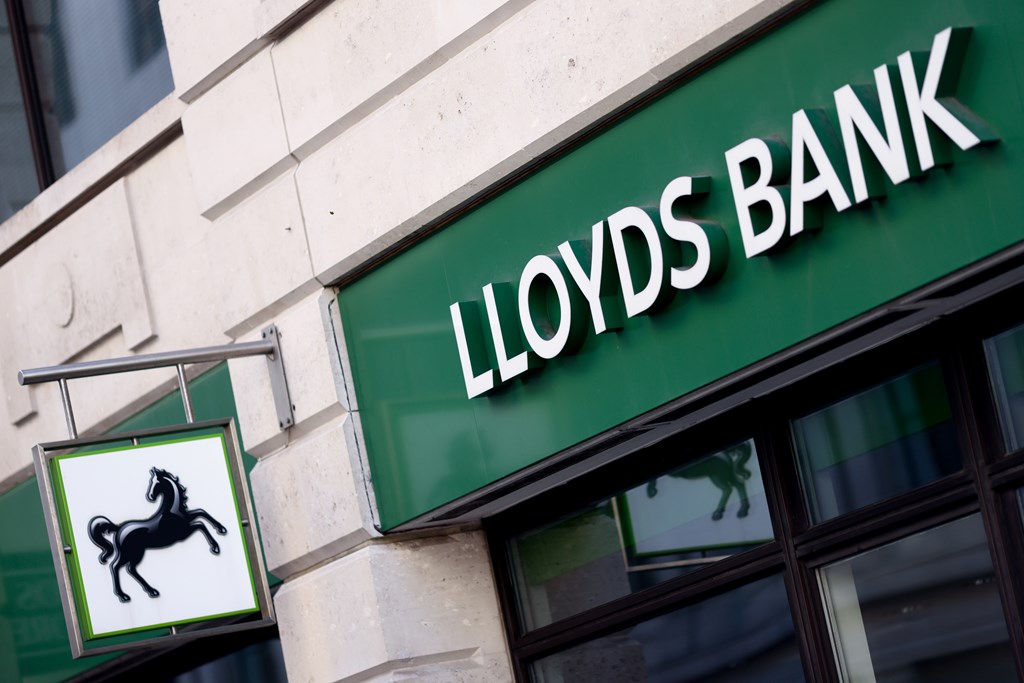 lloyds sa thai