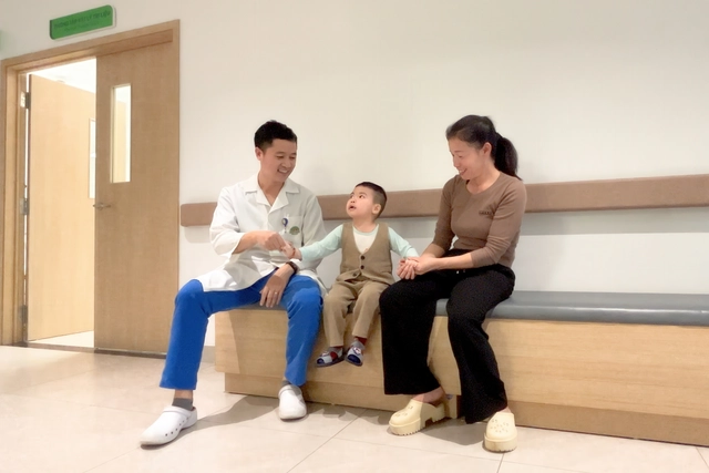 benh vien hong ngoc phuc truong minh 1