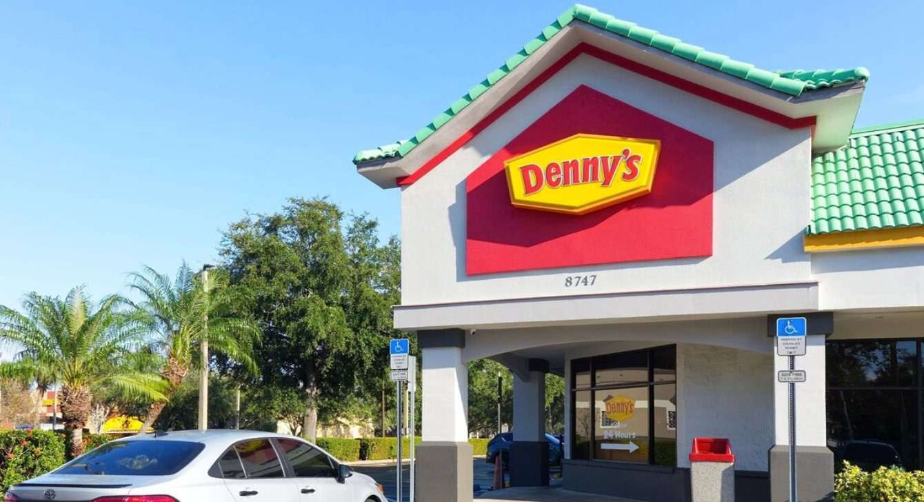 dennys 1