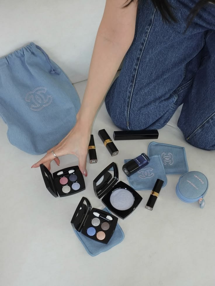 phan mat xanh chanel 3