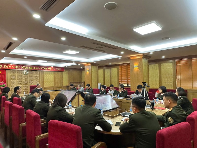 triet pha duong day dua nguoi tron nuoc ngoai 1