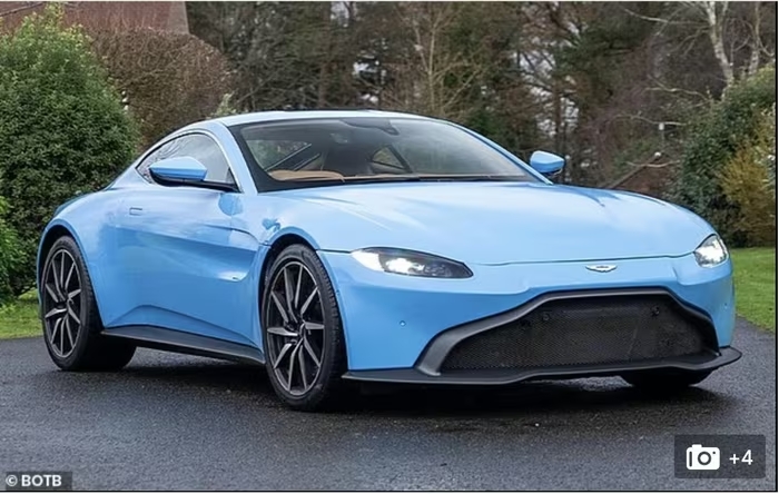 trung sieu xe aston martin 1