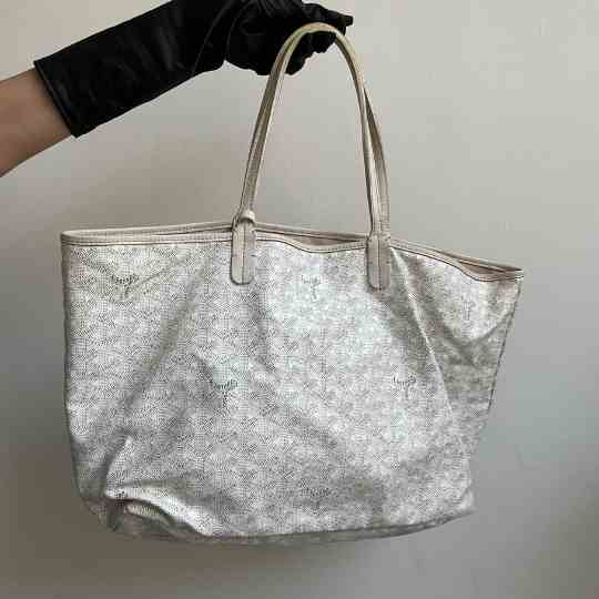 tui hermes meo mo 1