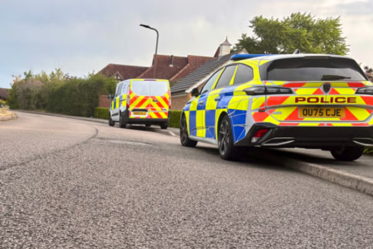 Phát hiện thi thể của 3 mẹ con tại nhà ở Bedfordshire
