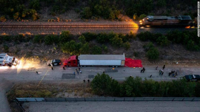 img bgt 2021 220628144220 02 texas migrants truck 0627 exlarge 169 1656465954 width780height438