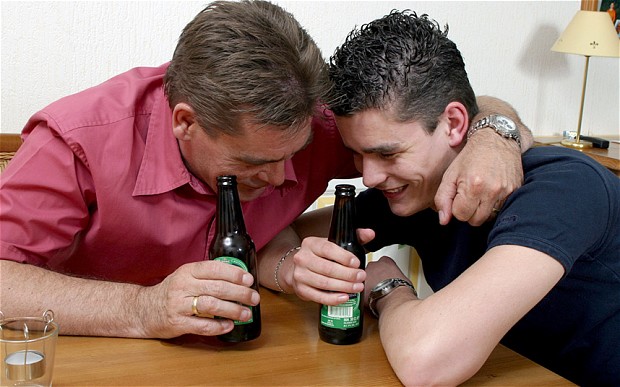 ALCOHOL 2742469b