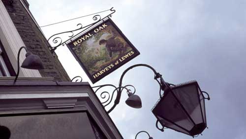 H1 - Royal Oak pub anh timeout