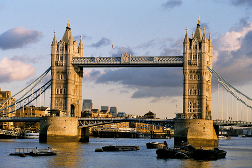 e57e4a20594f65f02627660dc366601a-Tower-Bridge-sunset-December-2006-1375850582 500x0