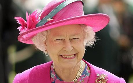 uk queen vietnam