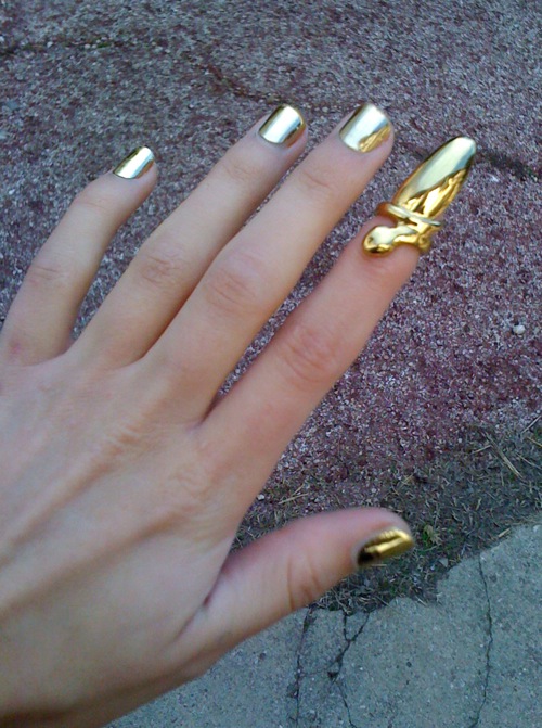120731fanailring24-a3aa1