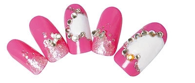1268956118-7-kieu-nail-hong2