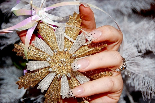 1291185428-chon-mau-nail1
