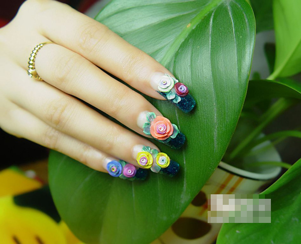 nailtre13jpg1321942081
