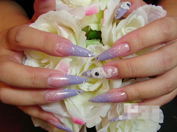 nailtre16jpg1321942081