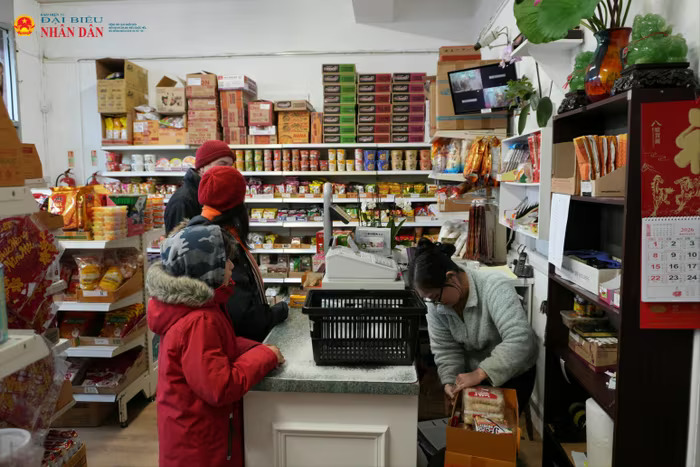 nguoi viet o anh nho tet 1