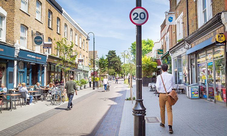 toc do lai xe o london 1